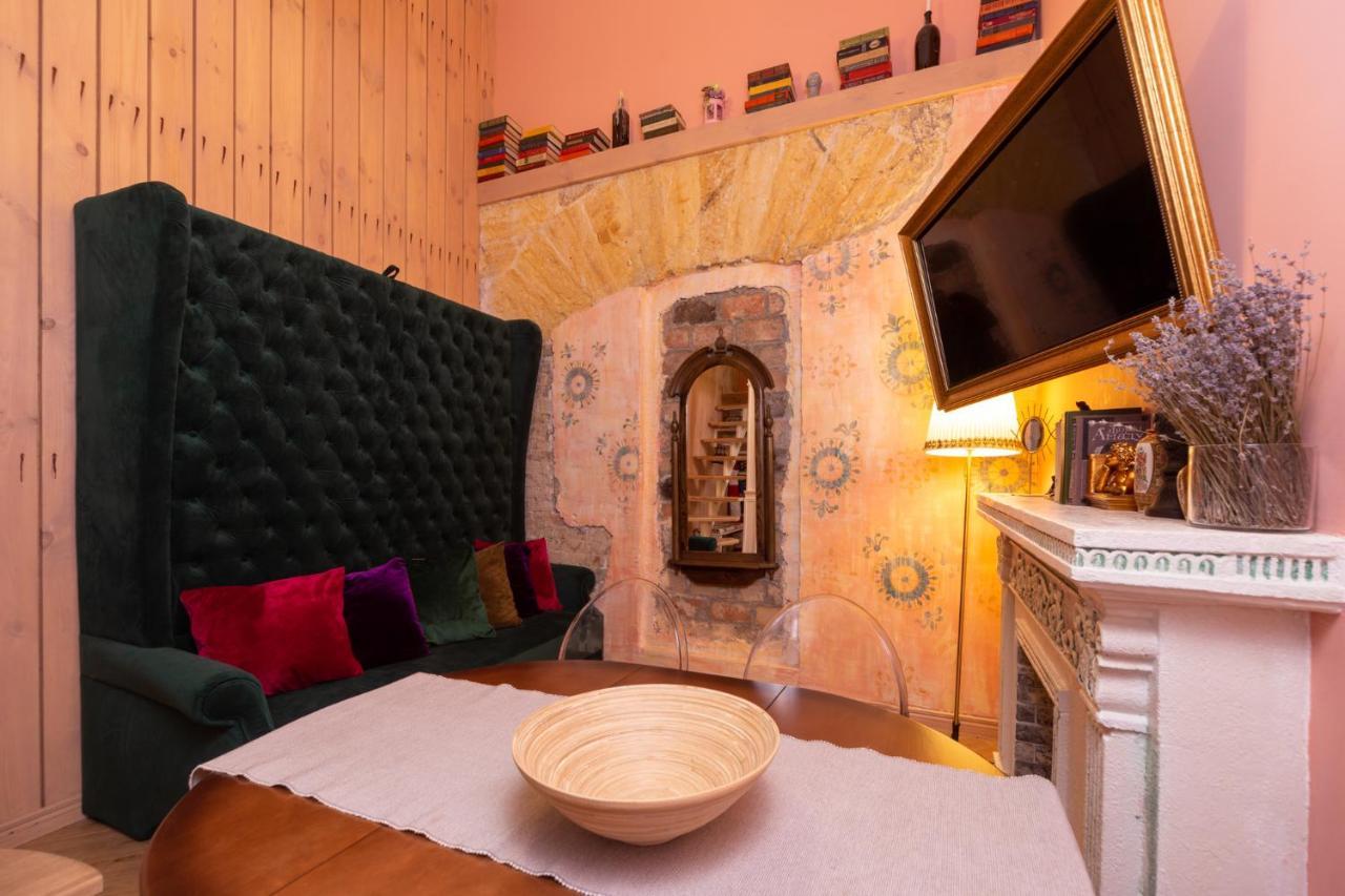 Трирівневий Лофт Із Спальнею-Укриттям Self Check-In 247 Oděsa Exteriér fotografie