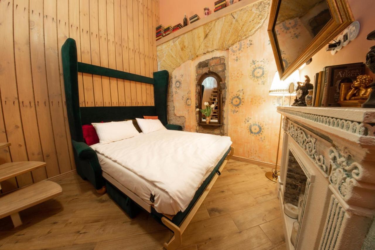 Трирівневий Лофт Із Спальнею-Укриттям Self Check-In 247 Oděsa Exteriér fotografie