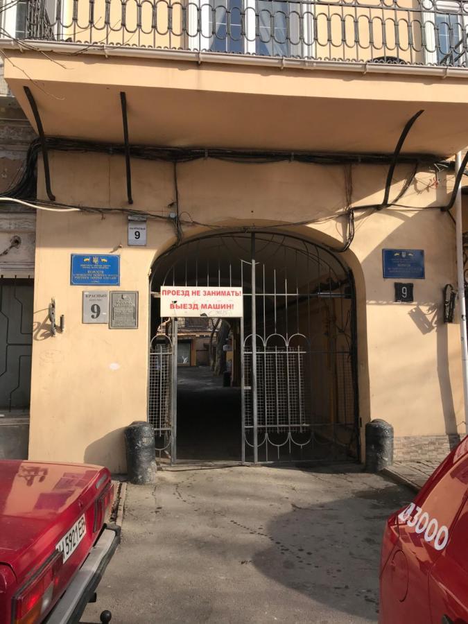 Трирівневий Лофт Із Спальнею-Укриттям Self Check-In 247 Oděsa Exteriér fotografie